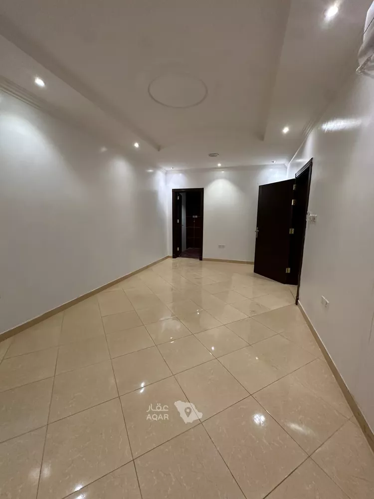 فيلا للإيجار في شارع عبدالرحمن الخزرجي, حي الربوة, مدينة الرياض, منطقة الرياض 12