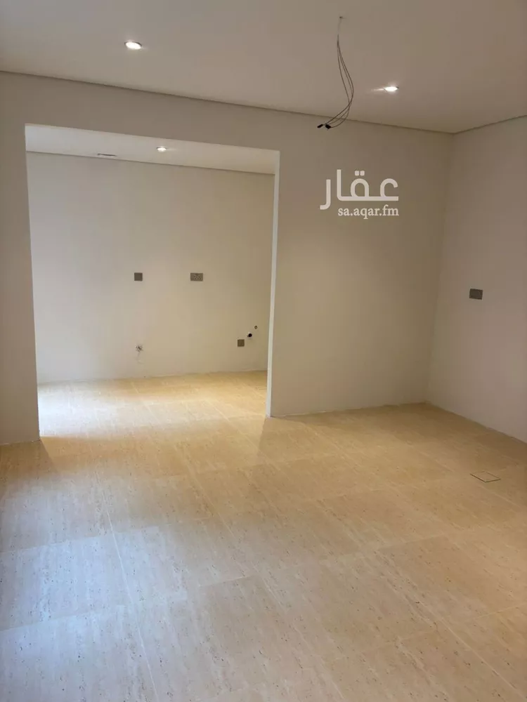 فيلا للإيجار في شارع 580, حي مطار الملك خالد الدولي, مدينة الرياض, منطقة الرياض صورة 3