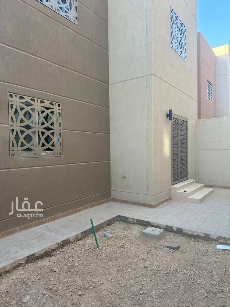 فيلا للبيع في شارع سلمان بن مالك, حي مطار الملك خالد الدولي, مدينة الرياض, منطقة الرياض