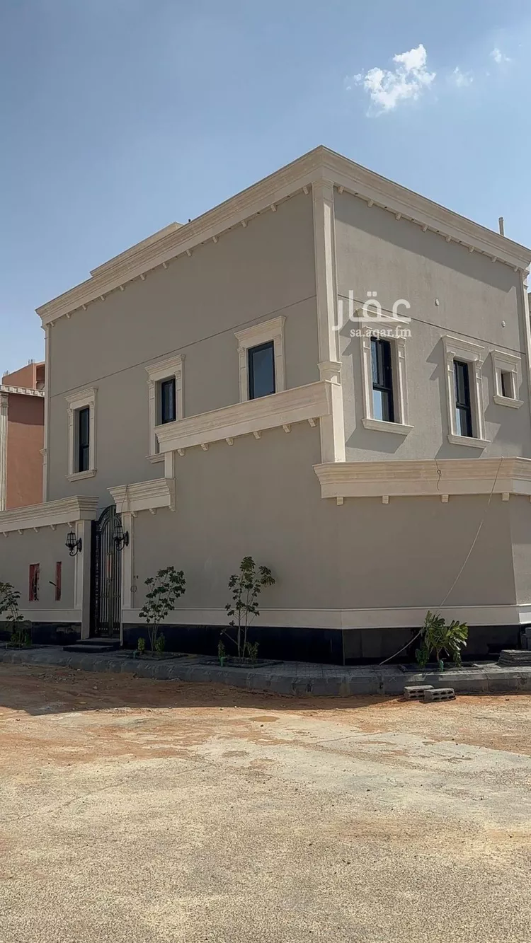 فيلا للبيع في شارع رقم 333, حي ظهرة لبن, مدينة الرياض, منطقة الرياض صورة 2