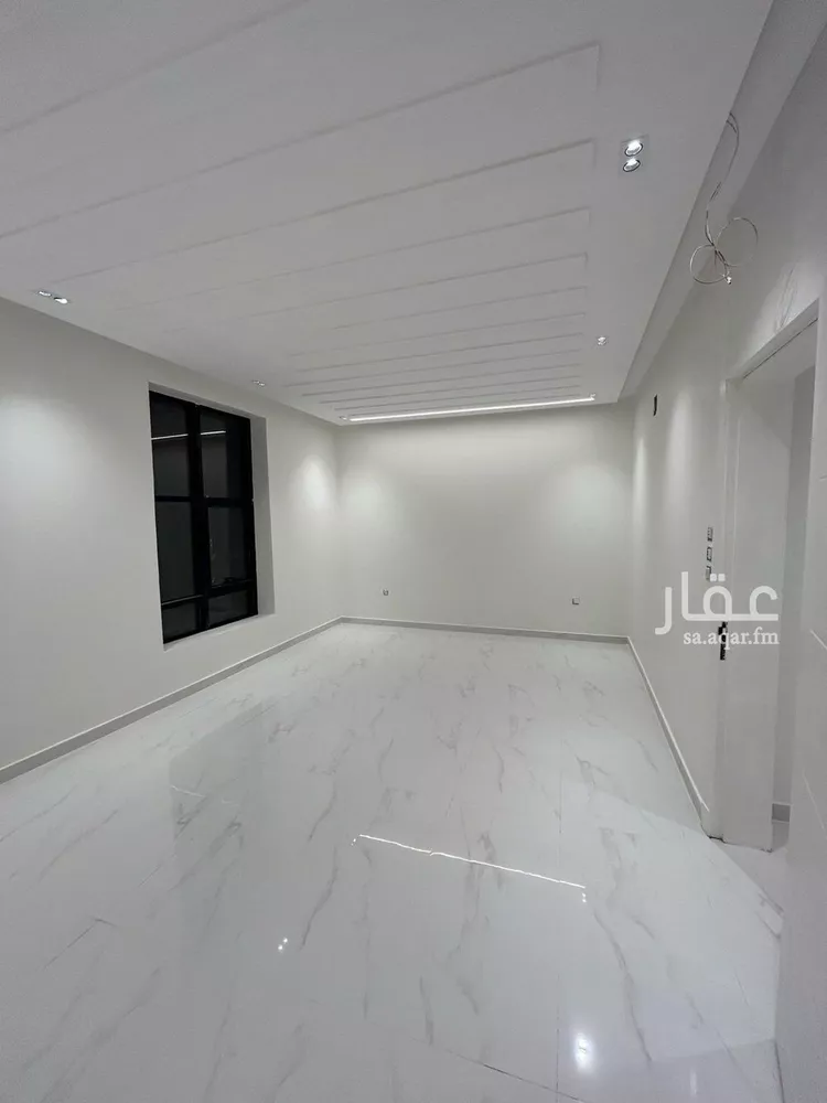 فيلا للبيع في شارع فؤاد محمد عمر توفيق, حي المهدية, مدينة الرياض, منطقة الرياض صورة 4