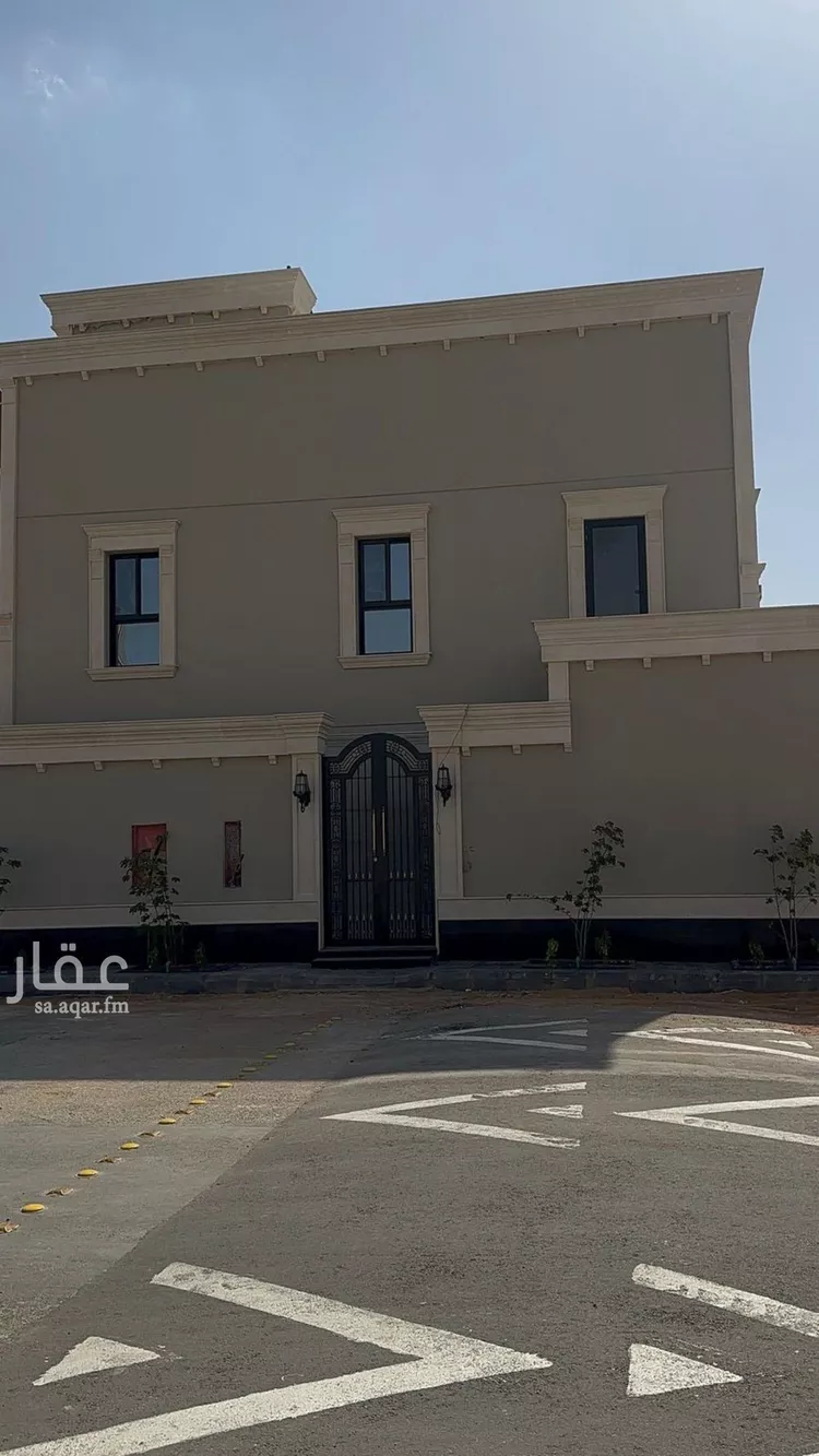 فيلا للبيع في شارع رقم 333, حي ظهرة لبن, مدينة الرياض, منطقة الرياض