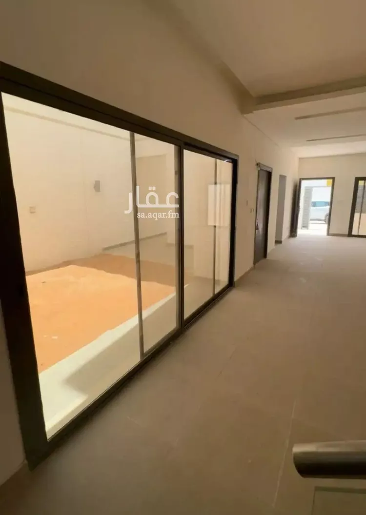 فيلا للإيجار في شارع حجر بن حنظلة, حي مطار الملك خالد الدولي, مدينة الرياض, منطقة الرياض صورة 5