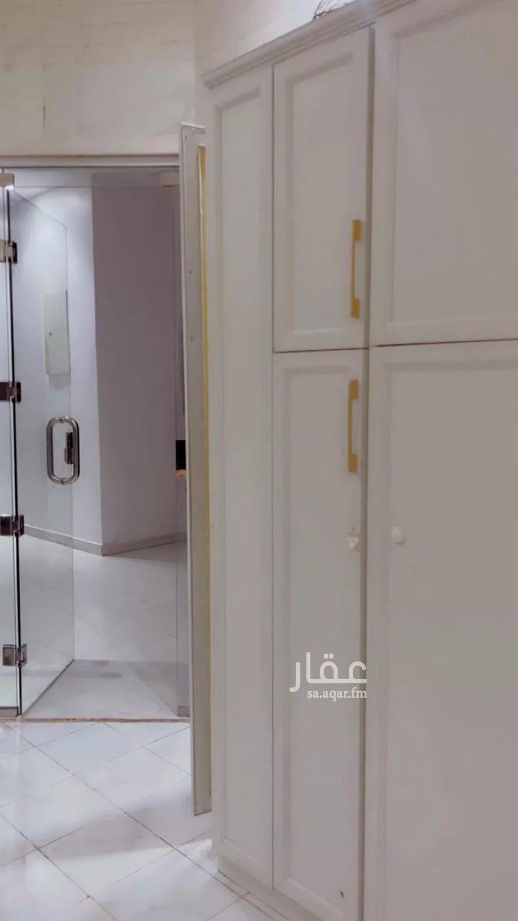 فيلا للبيع في شارع سليمان بن خلف الباجي, حي الرمال, مدينة الرياض, منطقة الرياض صورة 3