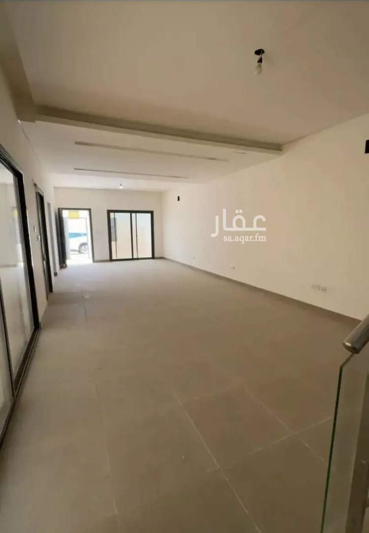 فيلا للإيجار في شارع حجر بن حنظلة, حي مطار الملك خالد الدولي, مدينة الرياض, منطقة الرياض صورة 4