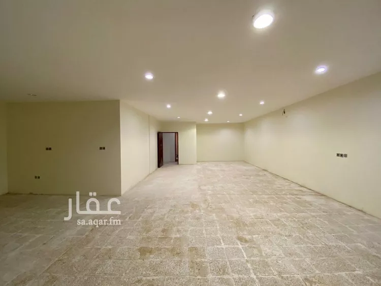فيلا للبيع في شارع أبي بكر الكرخي, حي التعاون, مدينة الرياض, منطقة الرياض صورة 5
