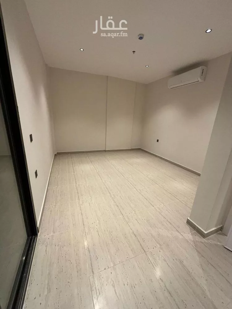 شقة للبيع في شارع الفوانيس, حي عرقة, مدينة الرياض, منطقة الرياض صورة 2