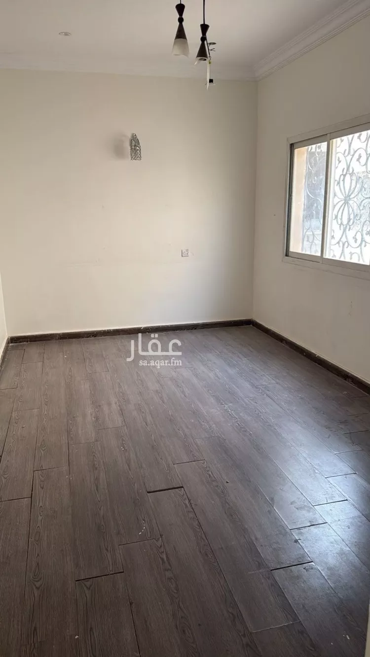 Floor for Rent in Riyadh Al Yasmin 6