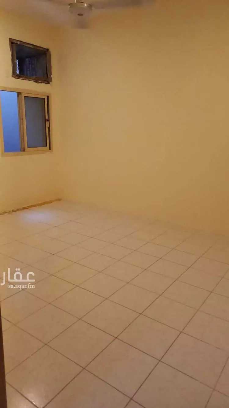 عمارة للبيع في شارع ابن اسحاق, حي السوق, مدينة الدمام, المنطقة الشرقية صورة 3