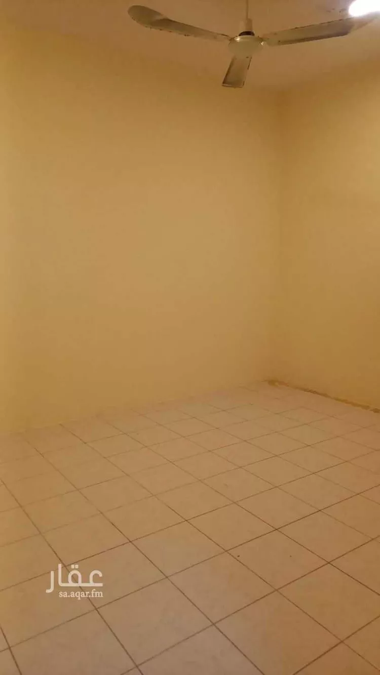 عمارة للبيع في شارع ابن اسحاق, حي السوق, مدينة الدمام, المنطقة الشرقية صورة 2