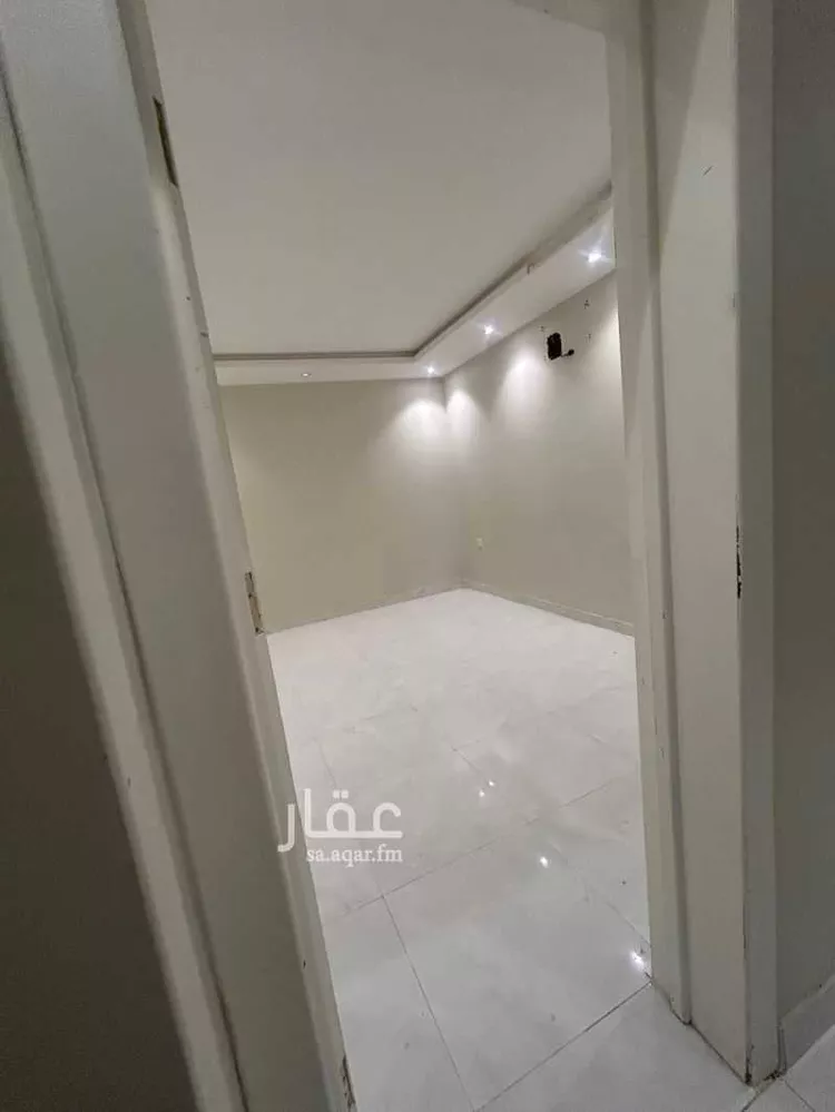 شقة للإيجار في شارع رقم 334, حي ظهرة لبن, مدينة الرياض, منطقة الرياض صورة 2