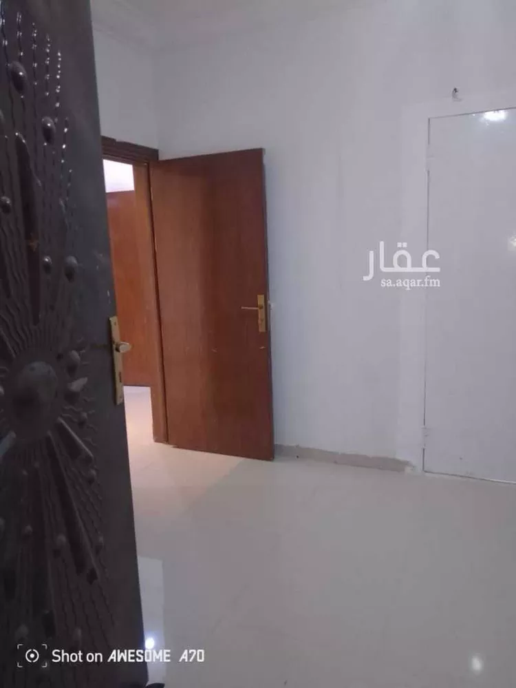 شقة للإيجار في شارع رقم 334, حي ظهرة لبن, مدينة الرياض, منطقة الرياض 7