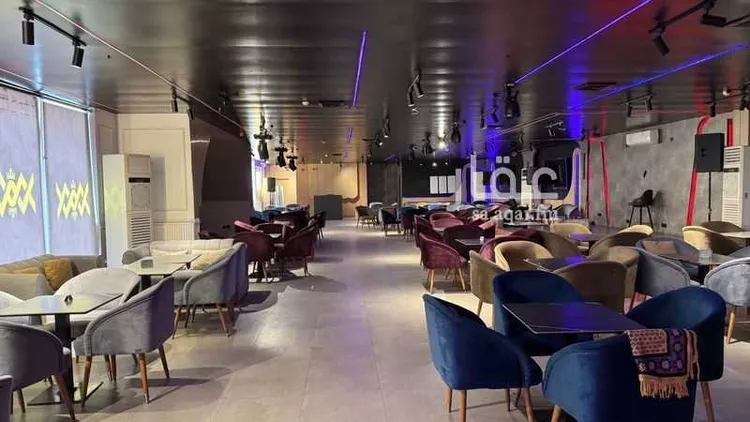 محل للإيجار في شارع الامير محمد بن عبدالعزيز, حي العزيزية, مدينة جدة, منطقة مكة المكرمة