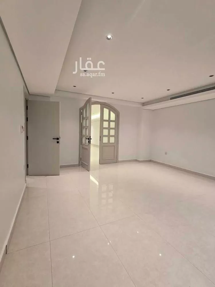فيلا للإيجار في شارع عين زبيده, حي العليا, مدينة الرياض, منطقة الرياض 19