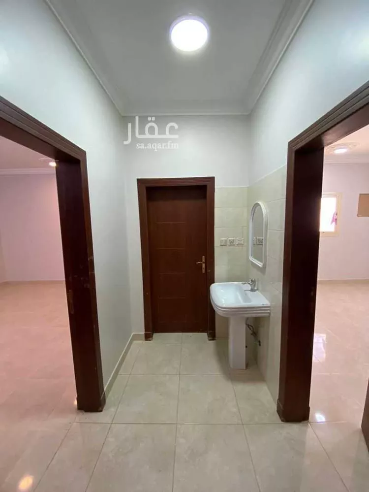 دور للإيجار في شارع أحمد مفتي المكي الحنفي ، حي المهدية ، الرياض ، منطقة الرياض صورة 2