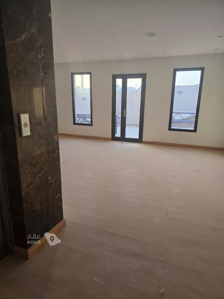 Villa for Sale in Riyadh Al Yasmin 3