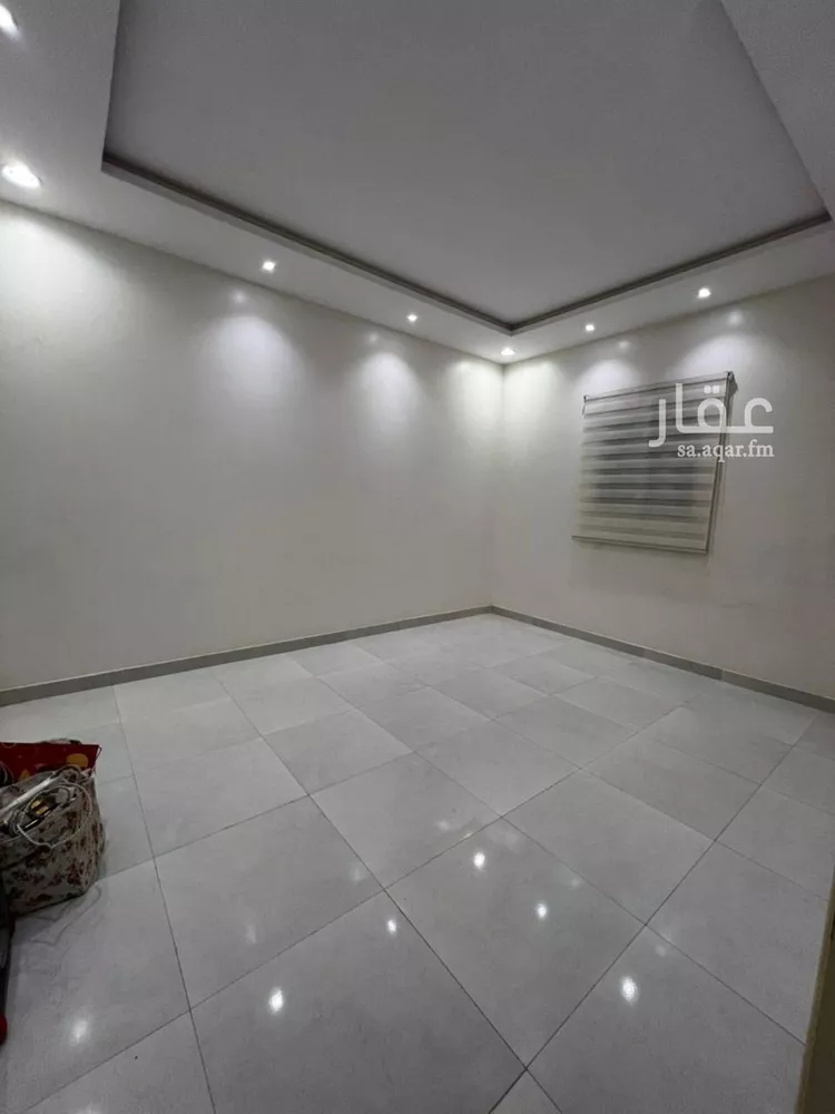 فيلا للإيجار في شارع رقم 381, حي المونسية, مدينة الرياض, منطقة الرياض
