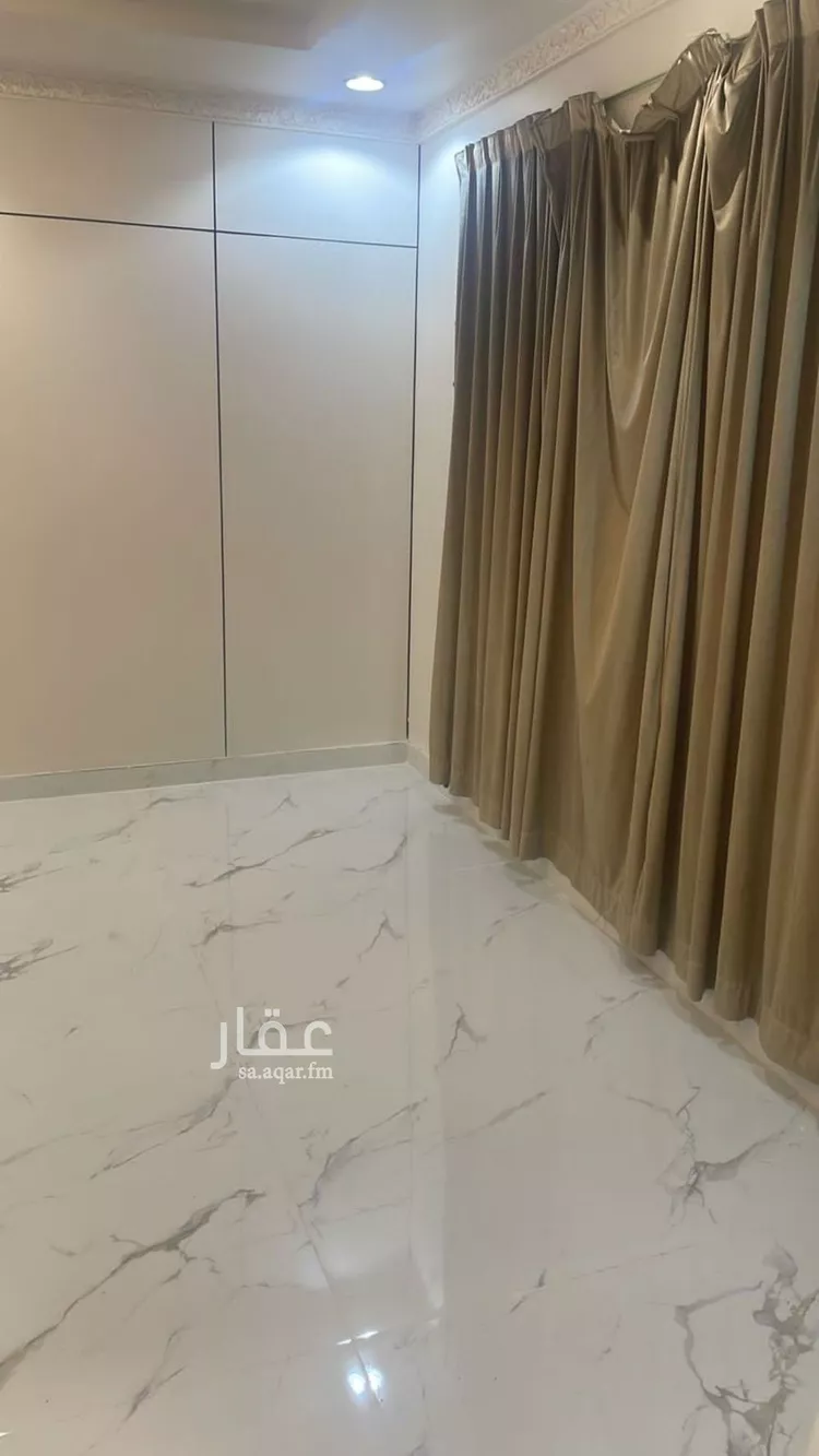 فيلا للبيع في شارع النجمة, حي الياسمين, مدينة الرياض, منطقة الرياض صورة 4