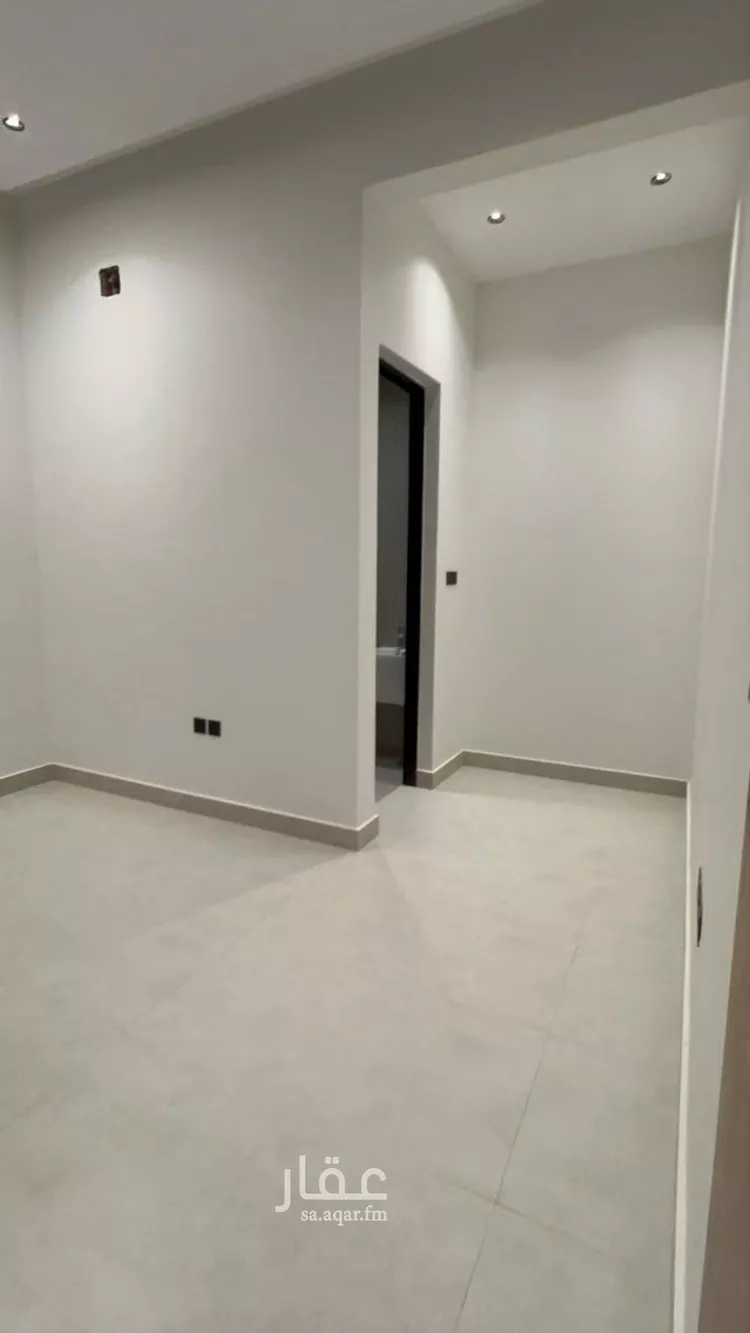 فيلا للبيع في شارع أبي مصعب الزهري, حي النرجس, مدينة الرياض, منطقة الرياض 9