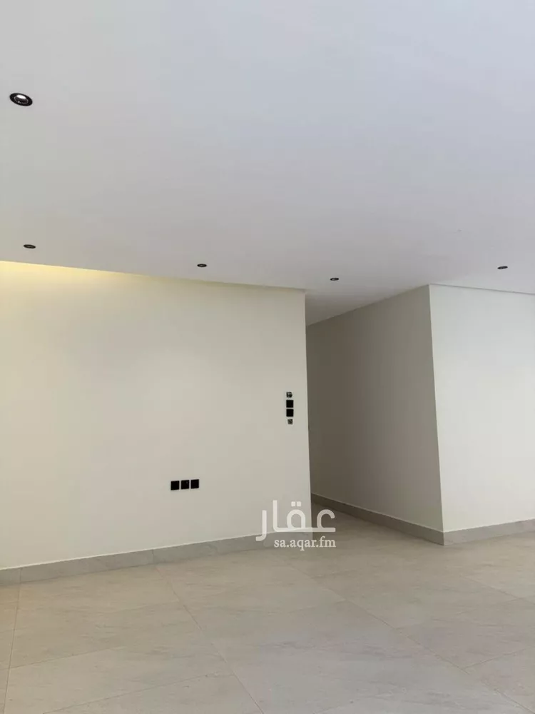 فيلا للبيع في شارع الراجحي, حي النرجس, مدينة الرياض, منطقة الرياض صورة 2