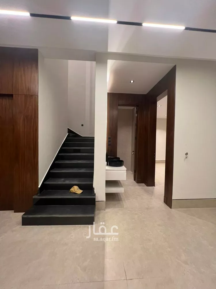 فيلا للبيع في شارع نعمان بن مقرن المزيني, حي العارض, مدينة الرياض, منطقة الرياض 11