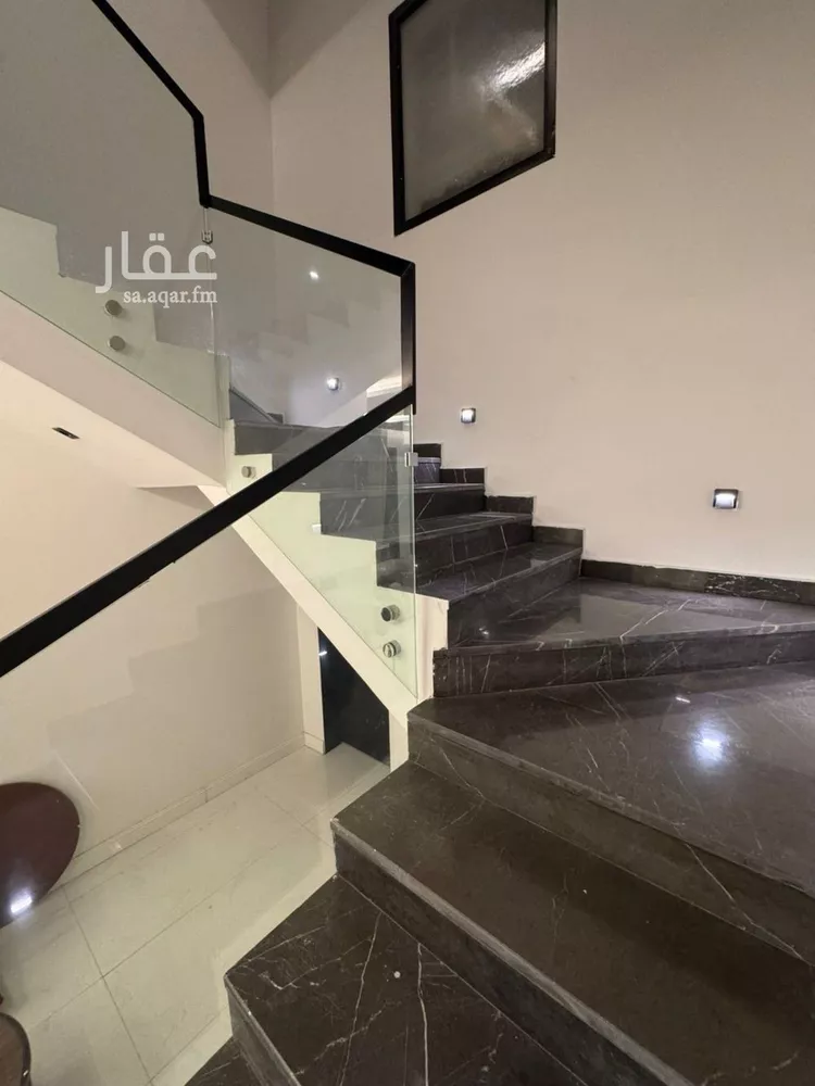 فيلا للبيع في شارع المسير, حي اليرموك, مدينة الرياض, منطقة الرياض صورة 3