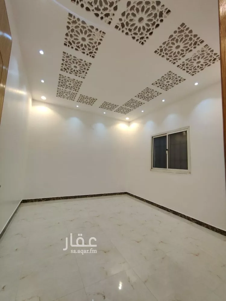 فيلا للبيع في شارع احمد بن سعد الاصبهاني, حي الرمال, مدينة الرياض, منطقة الرياض صورة 5