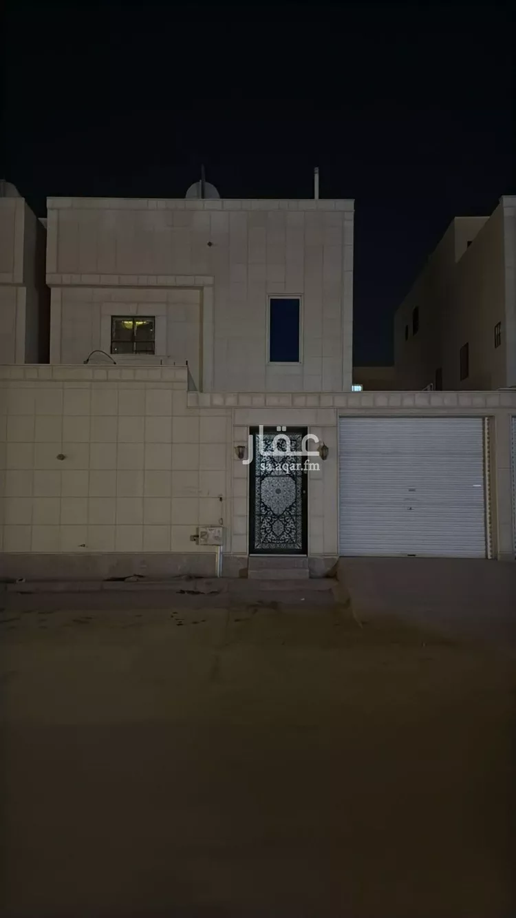 فيلا للبيع في شارع مظفر العيلاني, حي الرمال, مدينة الرياض, منطقة الرياض