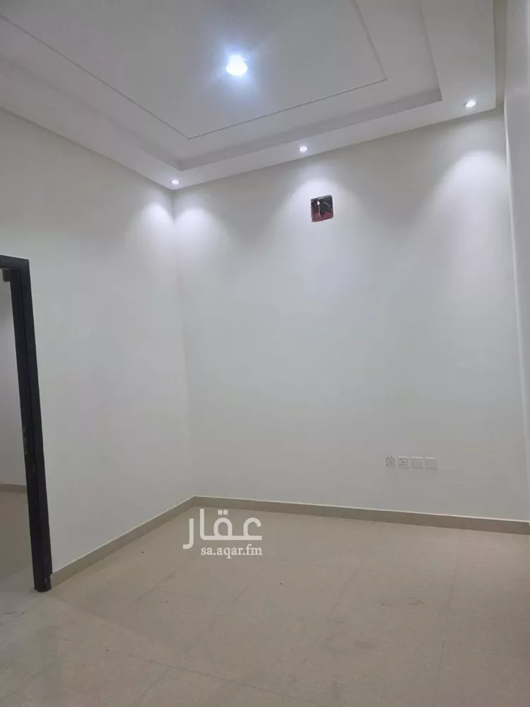 عمارة للإيجار في شارع أحمد البسطامي, حي العارض, مدينة الرياض, منطقة الرياض صورة 5