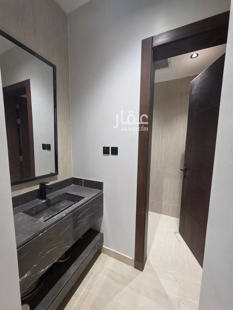 دور للبيع في شارع عبدالجبار الحصري, حي النرجس, مدينة الرياض, منطقة الرياض صورة 2