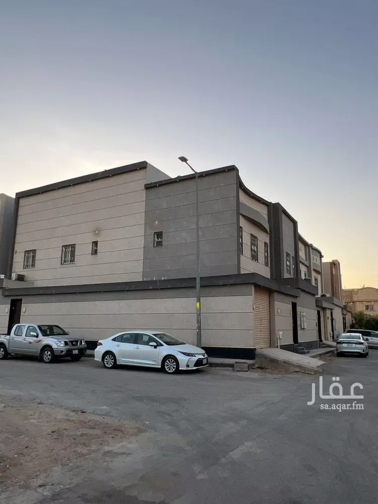 فيلا للبيع في شارع رقم 108, حي المونسية, مدينة الرياض, منطقة الرياض صورة 2