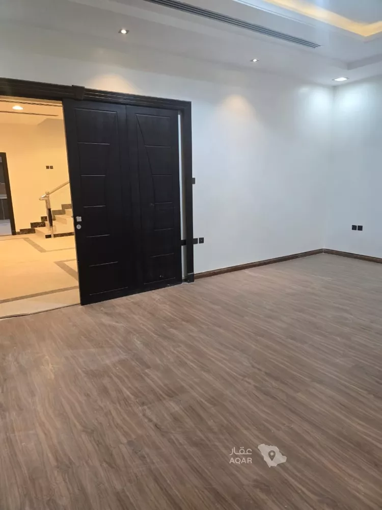 Villa for Sale in Riyadh Al Yasmin 18