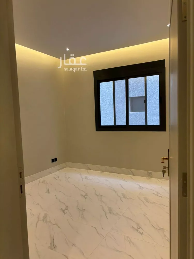 دور للبيع في شارع الحسين بن أبي محمد, حي العارض, مدينة الرياض, منطقة الرياض صورة 3