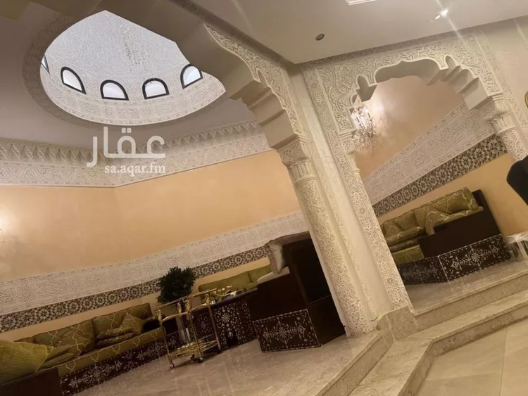 فيلا للبيع في شارع لزمة, حي الملك سلمان, مدينة الرياض, منطقة الرياض صورة 3