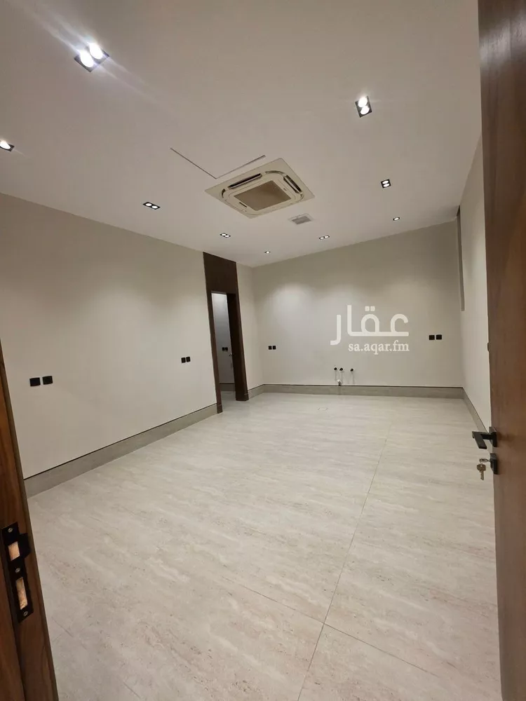 فيلا للبيع في شارع محمد شمس بن أحمد, حي العارض, مدينة الرياض, منطقة الرياض صورة 3