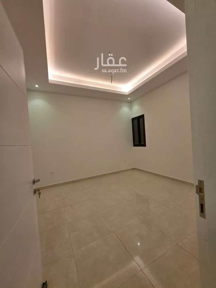 فيلا للبيع في شارع أحمد بن الفرات, حي العارض, مدينة الرياض, منطقة الرياض صورة 3