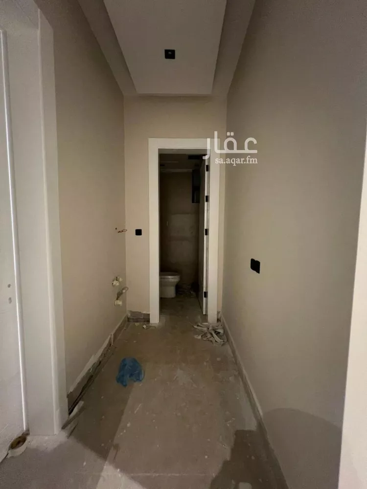 فيلا للبيع في شارع نعمان بن مقرن المزيني, حي العارض, مدينة الرياض, منطقة الرياض 8
