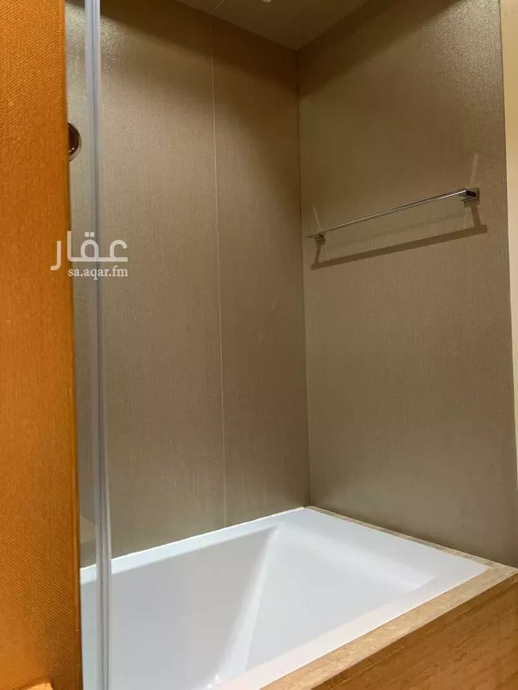 شقة للإيجار في شارع الحسين بن علي, حي المصيف, مدينة الرياض, منطقة الرياض 24