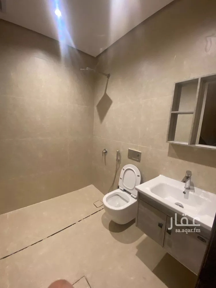 شقة للبيع في شارع القرية العليا, حي الحمراء, مدينة الخبر, المنطقة الشرقية صورة 3