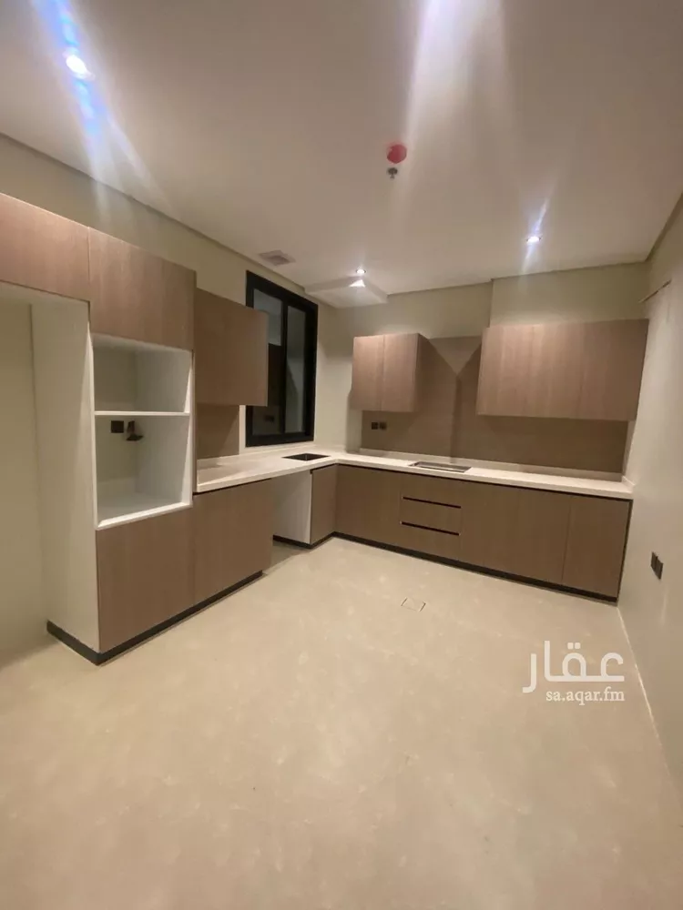 شقة للبيع في شارع احمد بن عجيان, حي طيبة, مدينة الدمام, المنطقة الشرقية