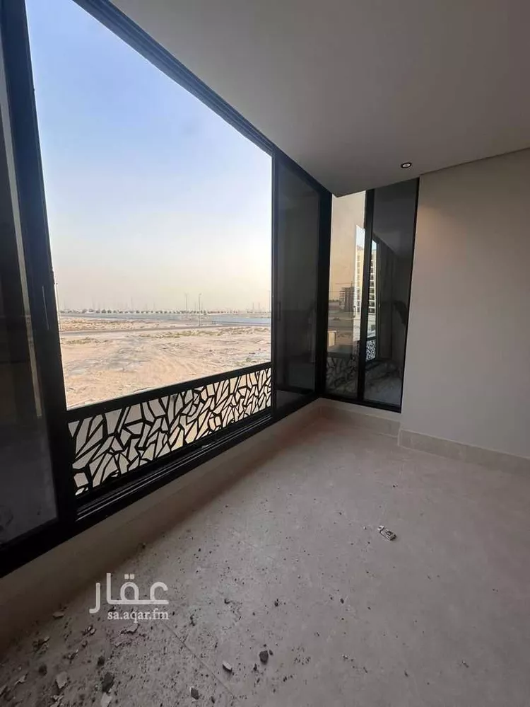 شقة للبيع في شارع الخفجي, حي ضاحية الملك فهد, مدينة الدمام, المنطقة الشرقية