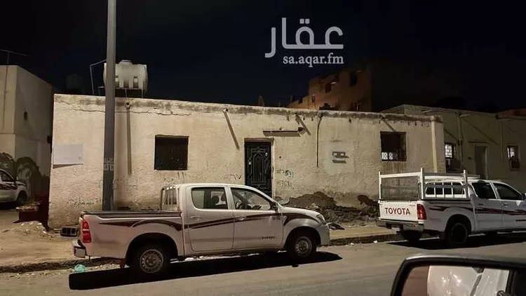 دور للبيع في شارع مروان بن عبدالحميد, حي السقيا, مدينة المدينه المنوره, منطقة المدينة المنورة