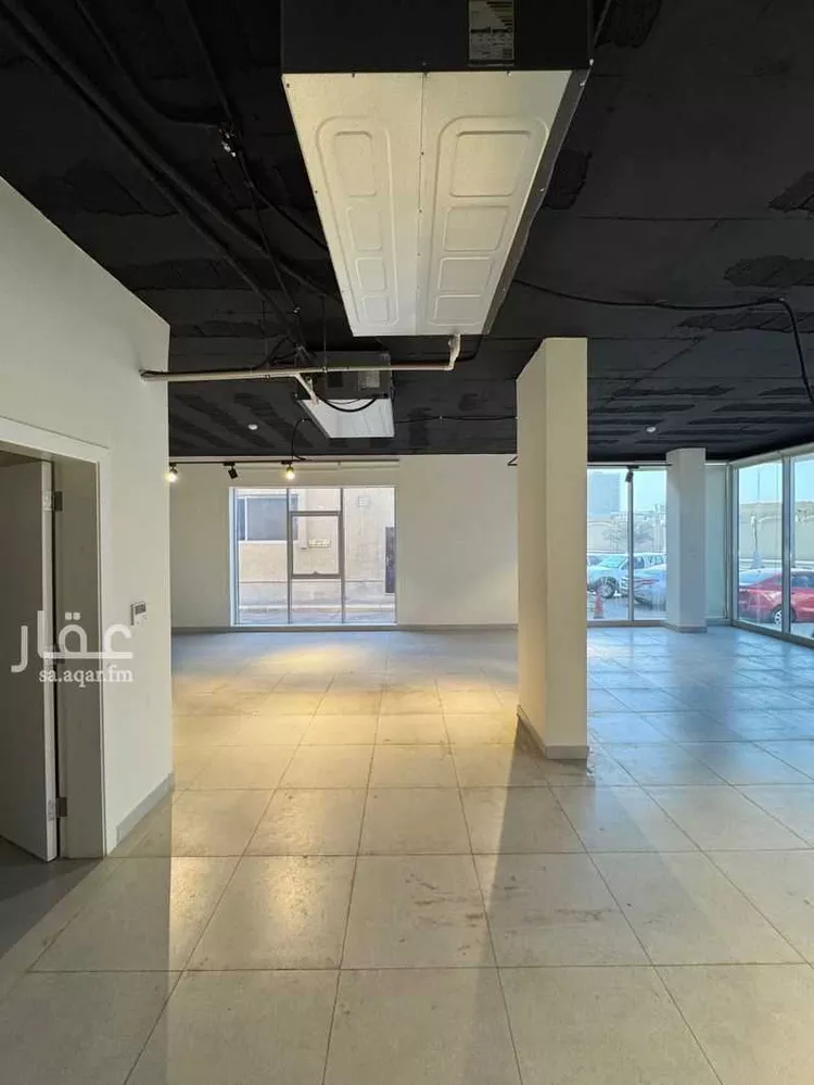 مكتب تجاري للإيجار في شارع الثريا, حي النخيل, مدينة الرياض, منطقة الرياض صورة 2