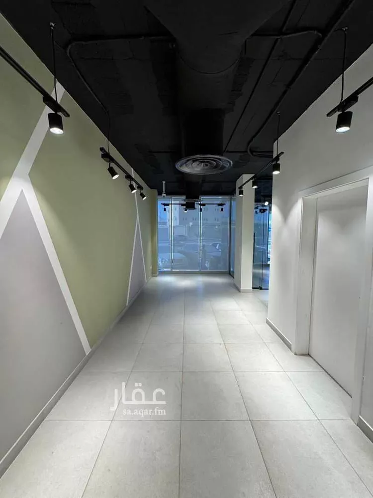 مكتب تجاري للإيجار في شارع الثريا, حي النخيل, مدينة الرياض, منطقة الرياض صورة 3