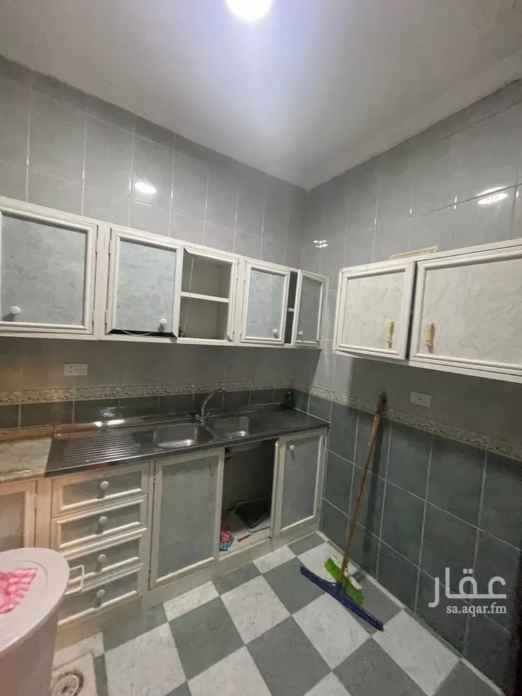 شقة للإيجار في شارع صفوان بن الزكواني, حي السلامة, مدينة جدة, منطقة مكة المكرمة صورة 2