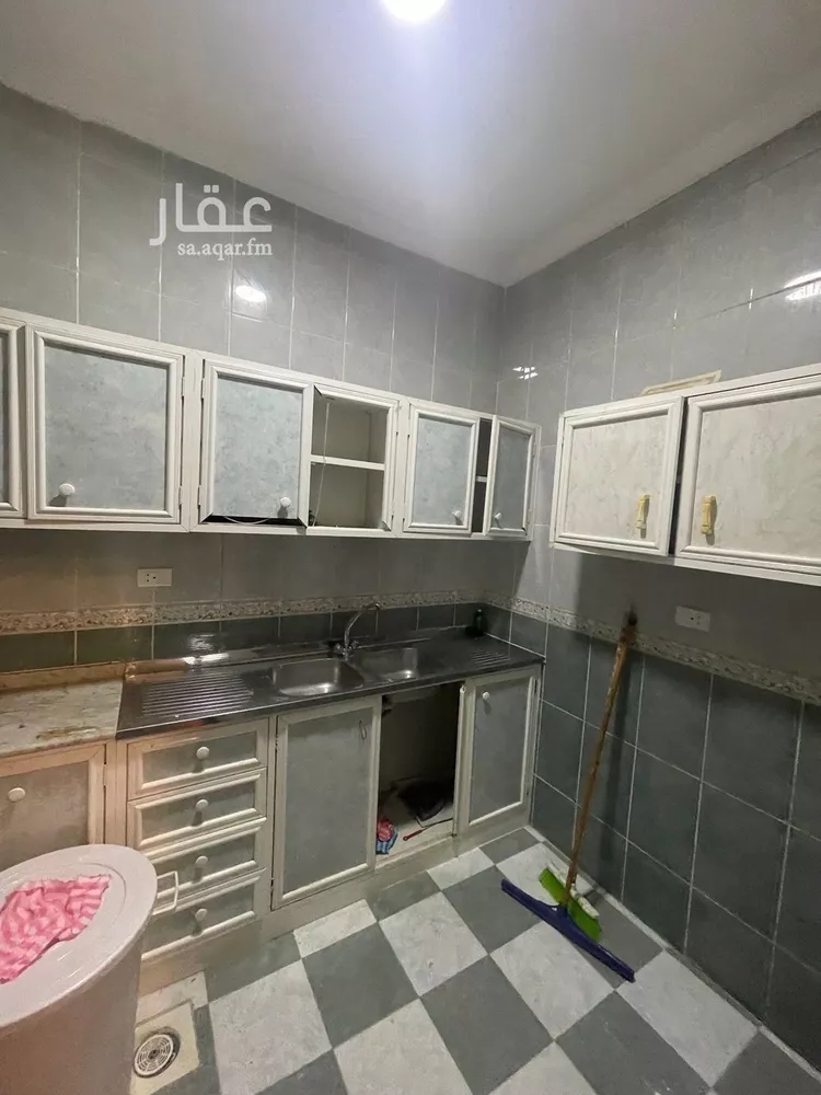 شقة للإيجار في شارع صفوان بن الزكواني, حي السلامة, مدينة جدة, منطقة مكة المكرمة صورة 3