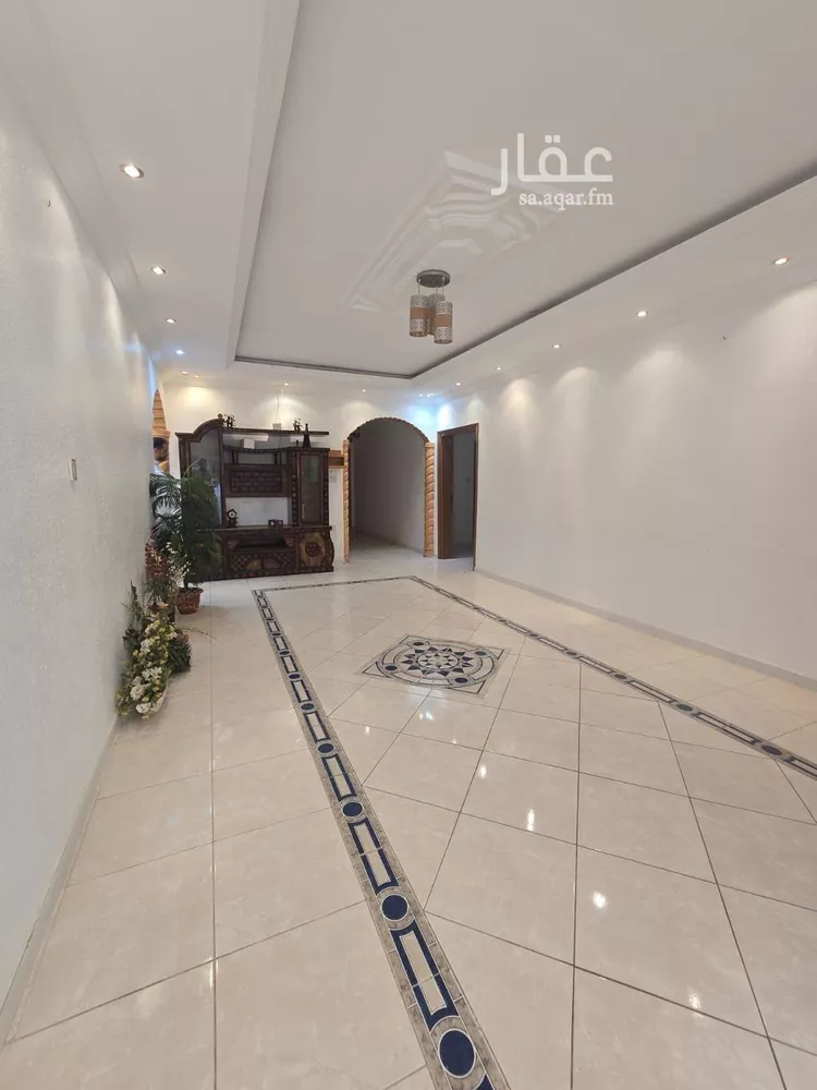 فيلا للبيع في شارع الحسن المثني, حي الشاطئ, مدينة جدة, منطقة مكة المكرمة صورة 2