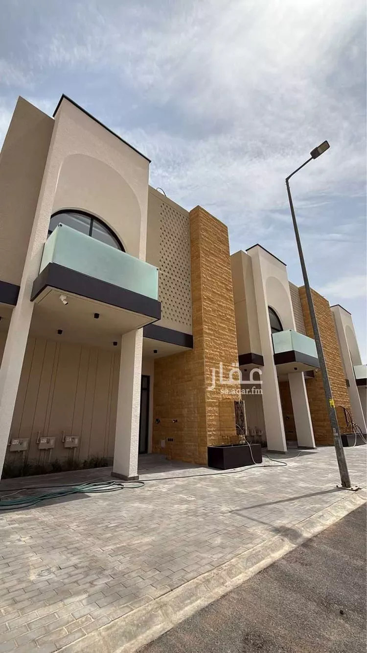 دور للبيع في شارع سبها, حي المروج, مدينة الرياض, منطقة الرياض صورة 2