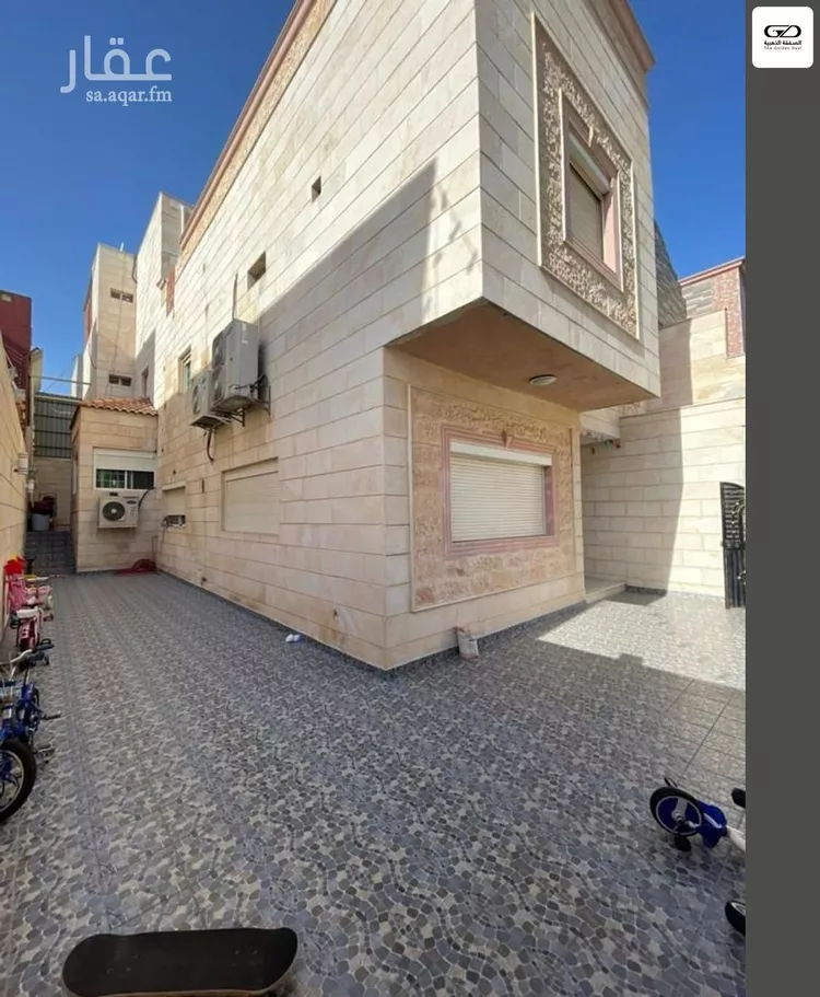 فيلا للبيع في شارع شريح بن عامر, حي النعيم, مدينة جدة, منطقة مكة المكرمة صورة 3