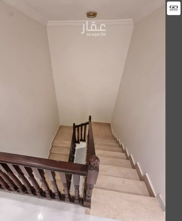 فيلا للبيع في شارع محمد مرزوقي ابو حسين, حي الحمدانية, مدينة جدة, منطقة مكة المكرمة صورة 4